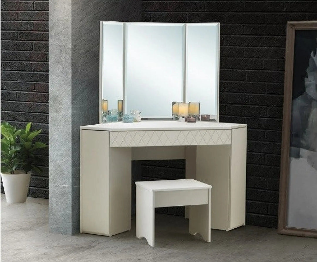 MIRA Bedroom Set - Lian Star