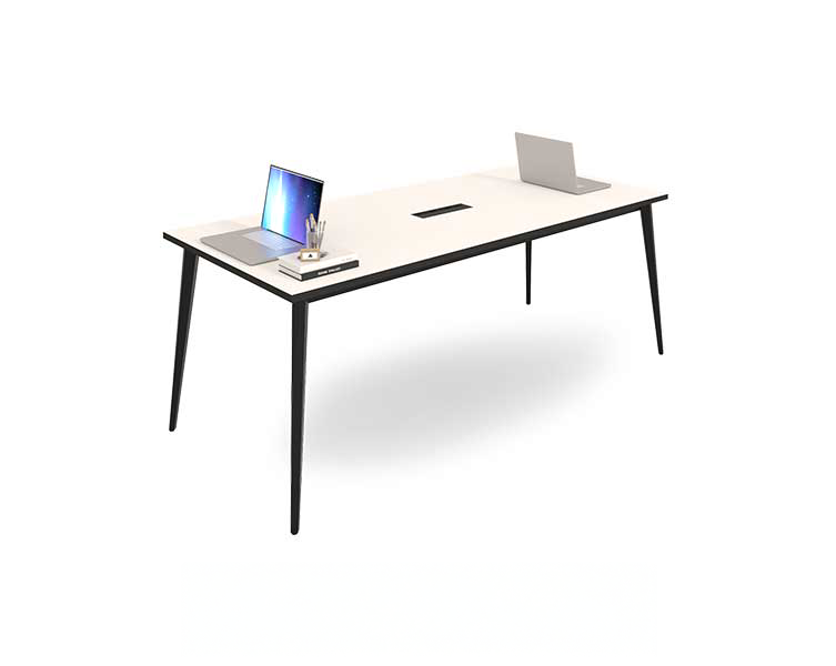 MONOCHROME | Discussion Table B