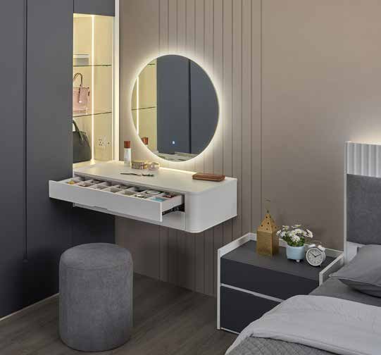 SOLUNA Wardrobe and Dressing Table