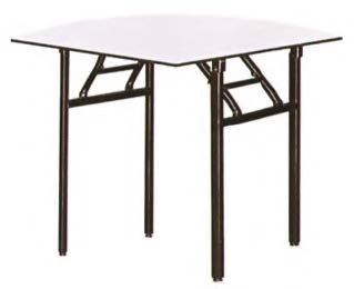 Quarter-Round Folding Table